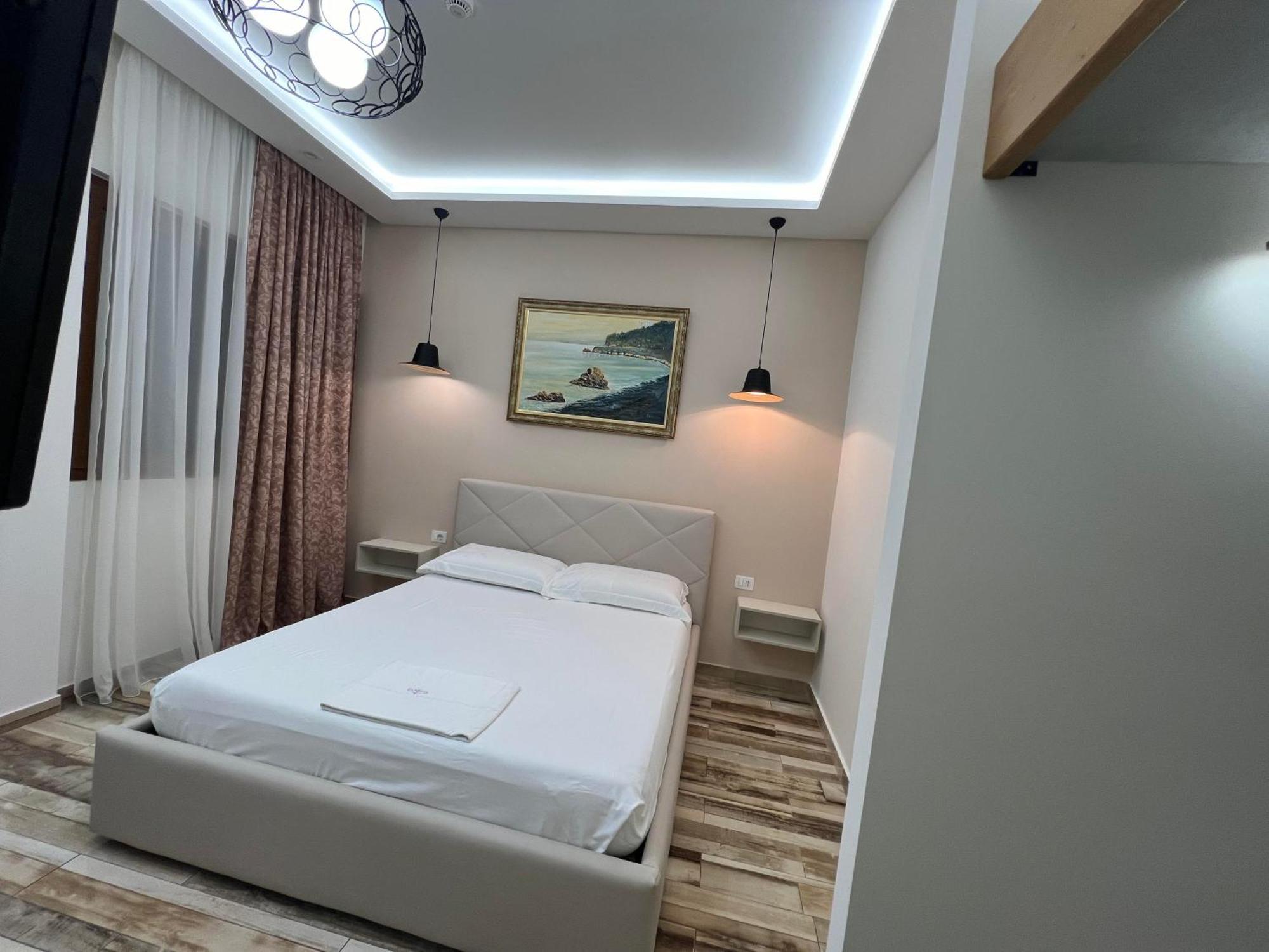 Guest Room Angolo Toscano Vlorë Εξωτερικό φωτογραφία