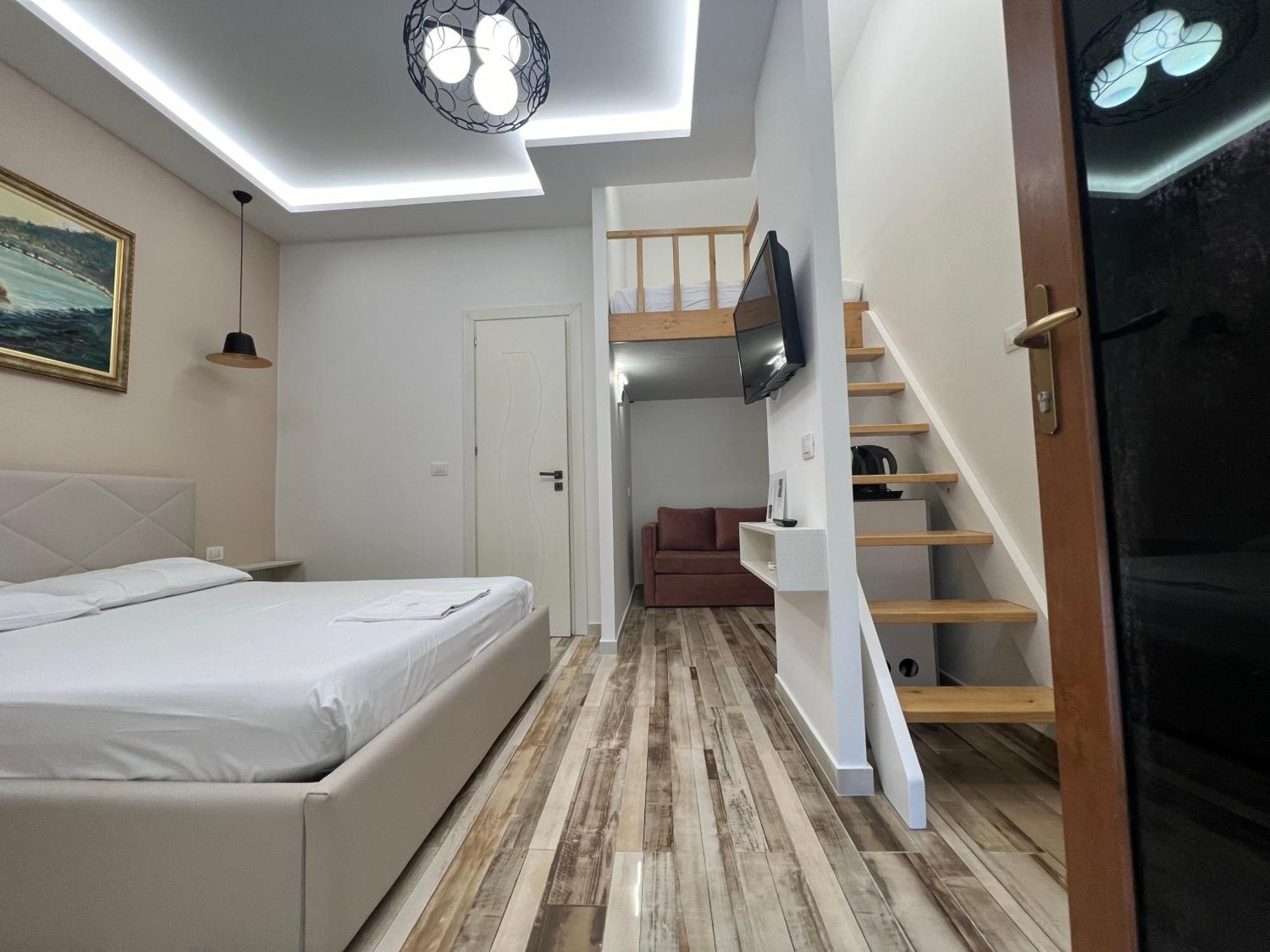 Guest Room Angolo Toscano Vlorë Εξωτερικό φωτογραφία